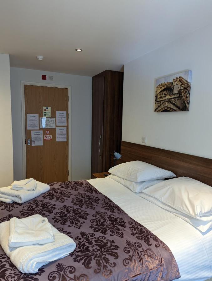 Barley Sheaf, Old Bridge Street En Suite Rooms, Room Only Truro Exterior photo