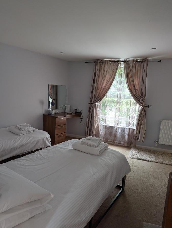 Barley Sheaf, Old Bridge Street En Suite Rooms, Room Only Truro Exterior photo