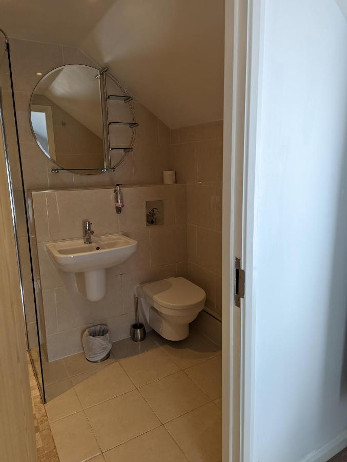 Barley Sheaf, Old Bridge Street En Suite Rooms, Room Only Truro Exterior photo