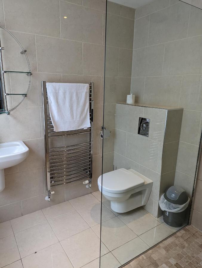Barley Sheaf, Old Bridge Street En Suite Rooms, Room Only Truro Exterior photo