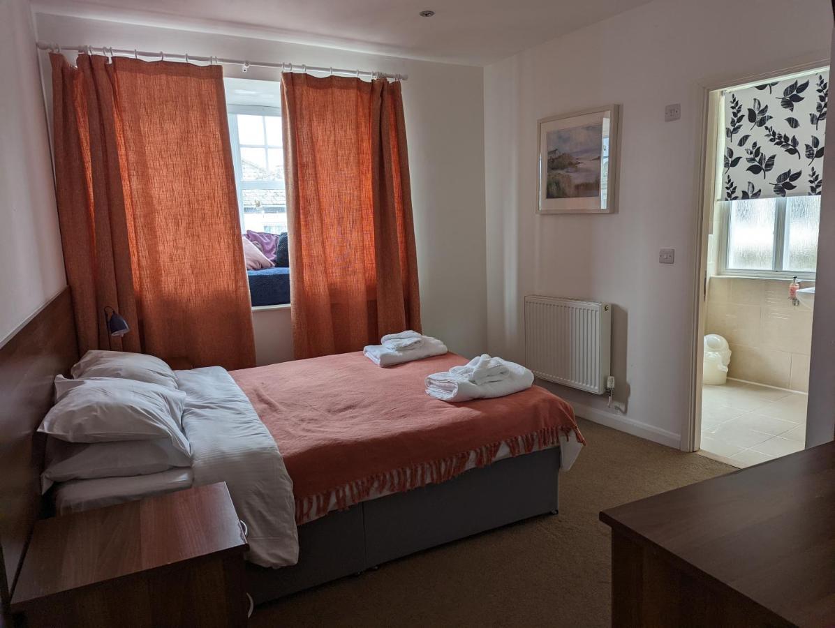 Barley Sheaf, Old Bridge Street En Suite Rooms, Room Only Truro Exterior photo