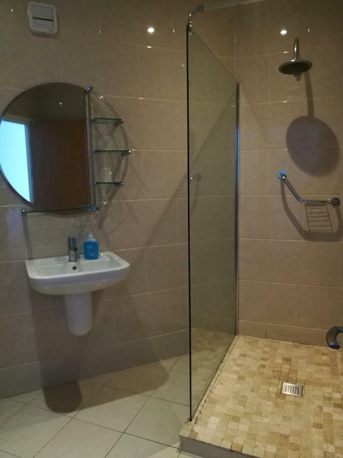 Barley Sheaf, Old Bridge Street En Suite Rooms, Room Only Truro Exterior photo